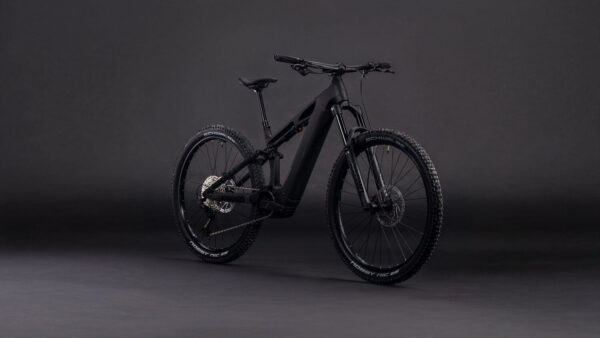 cube-stereo-hybrid-one44-hpc-race-800-2026-blackline-1.jpg Cube Stereo Hybrid ONE44 HPC Race 800 (2026) Blackline