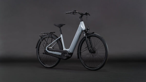 cube-supreme-hybrid-one-600-2026-1.jpg Cube Supreme Hybrid ONE 600 (2026)