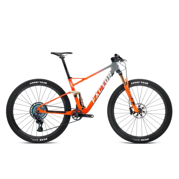 lando-xc-Tribute-Orange-ds-4472x4472-1.webp LANDO XC FOX - SRAM XX SL