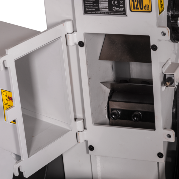 LUMAG RAMBO-HM200 – Holzhacker mit Benzin-Motor zur Herstellung von Brennholz