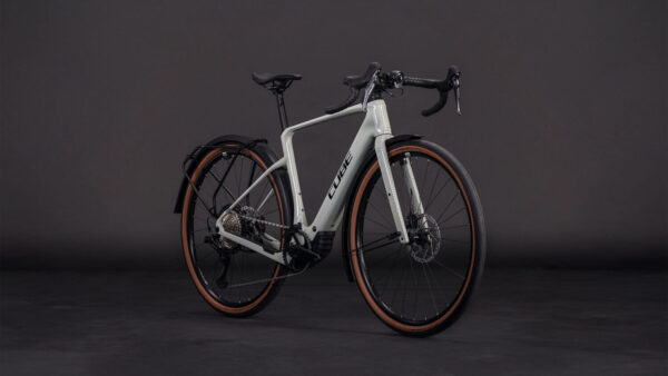 cube-nuroad-hybrid-c-62-race-fe-400x-2026-reedbeige-n-black-1-3.jpg Cube Nuroad Hybrid C:62 Race FE 400X (2026) reedbeige´n´black